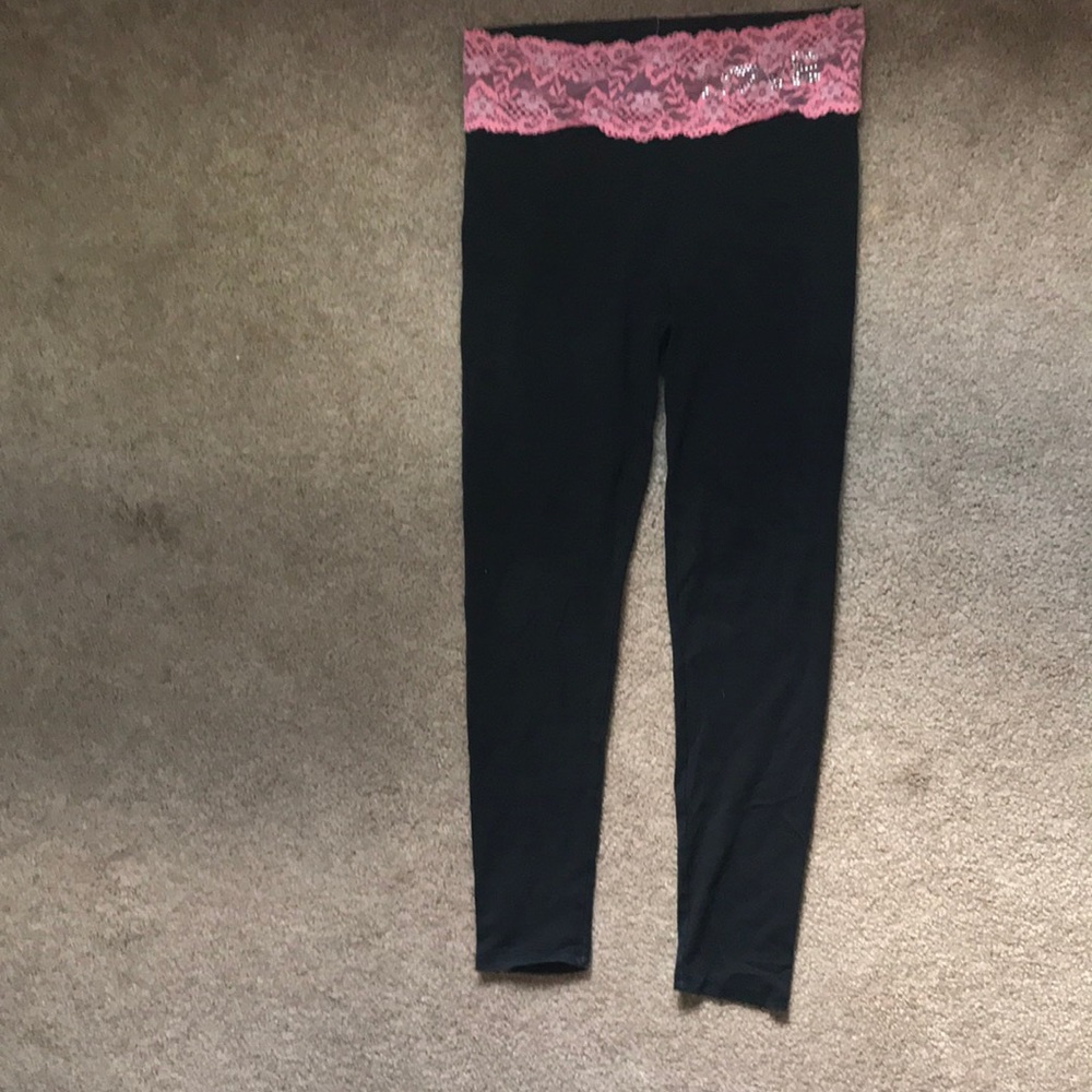 Black leggings